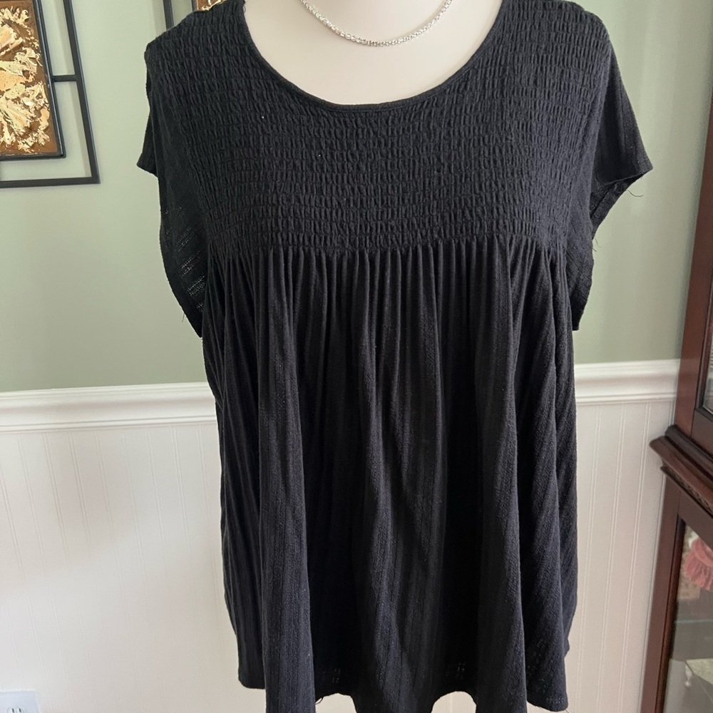 SOLD ! Soft Black Women's Top